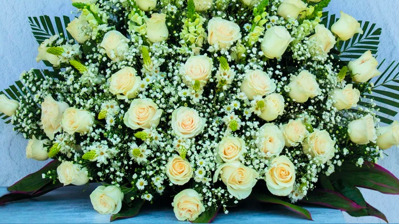 ¿Cómo elegir el arreglo floral funeral perfecto para un ser querido?